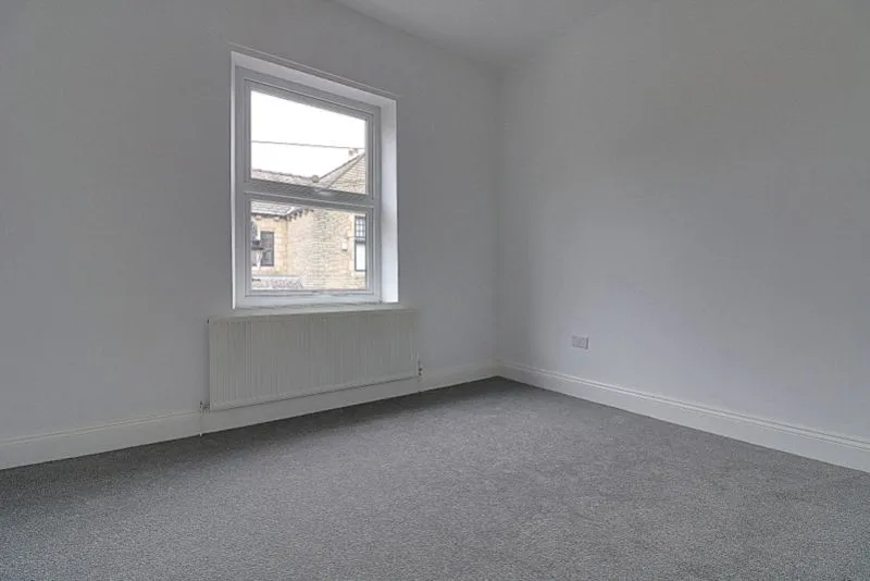 King Street, Mirfield, WF14, photo 6