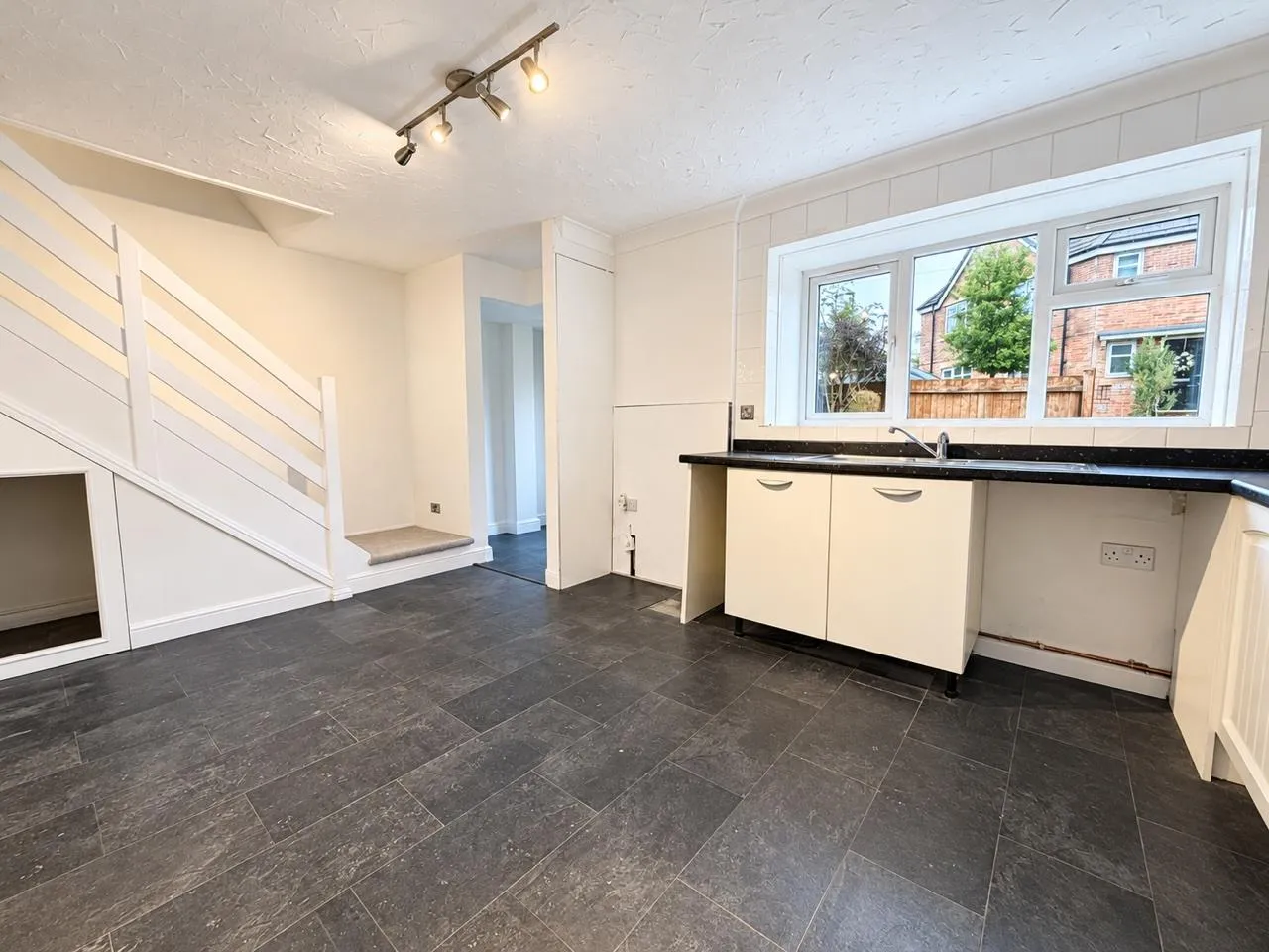 Sherwood Drive, Cannock Town Centre, WS11, photo 5