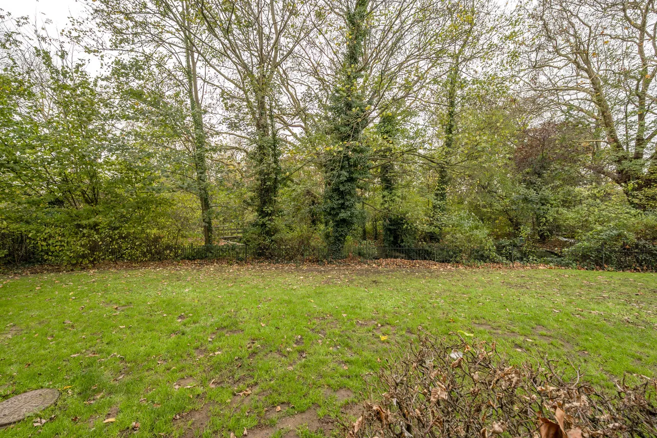 30 Crown Mill, London Road, Mitcham, photo 8