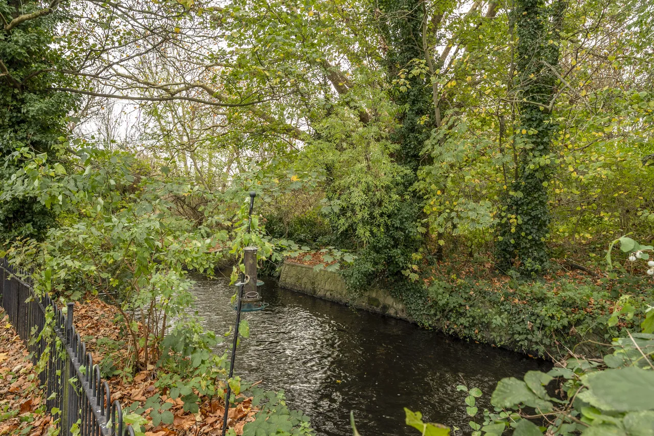 30 Crown Mill, London Road, Mitcham, photo 9