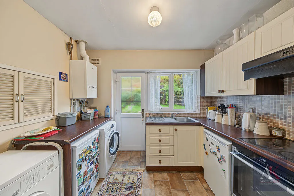 Temple Lane, Littleborough, OL15, photo 4