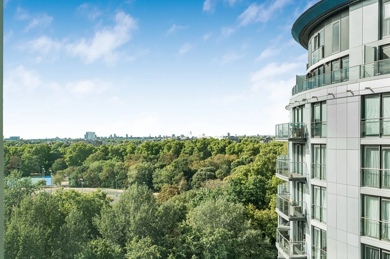 Sopwith Way, London, SW11, photo 11