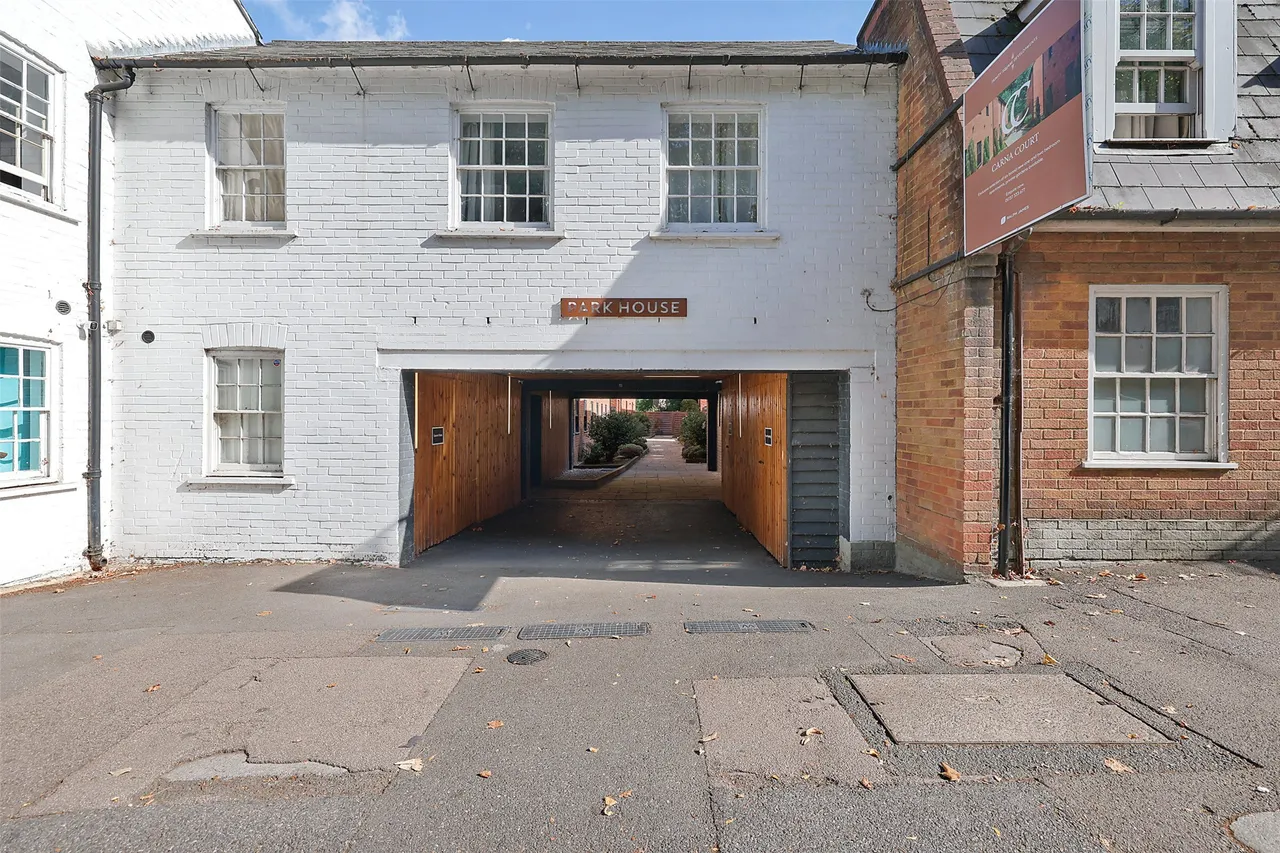 1 bed property for sale, Bell Street, Reigate, RH2