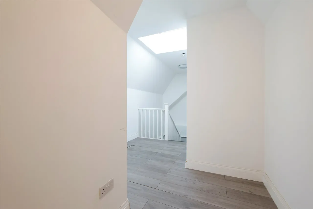 Bell Street, Reigate, RH2, photo 12