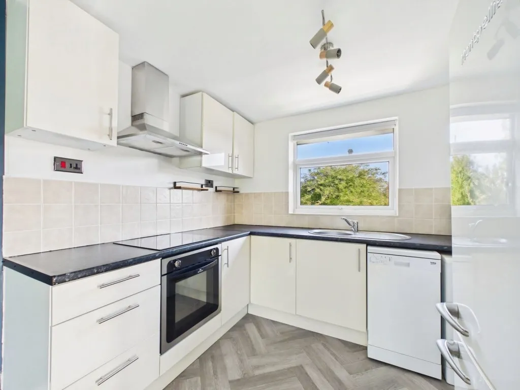 Halsey Drive, Hitchin, SG4, photo 2
