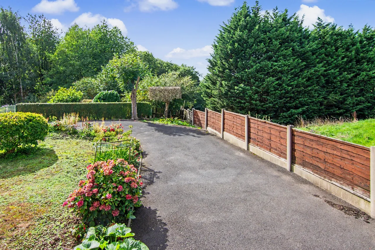 St. Johns Avenue, Lostock Gralam, CW9, photo 7