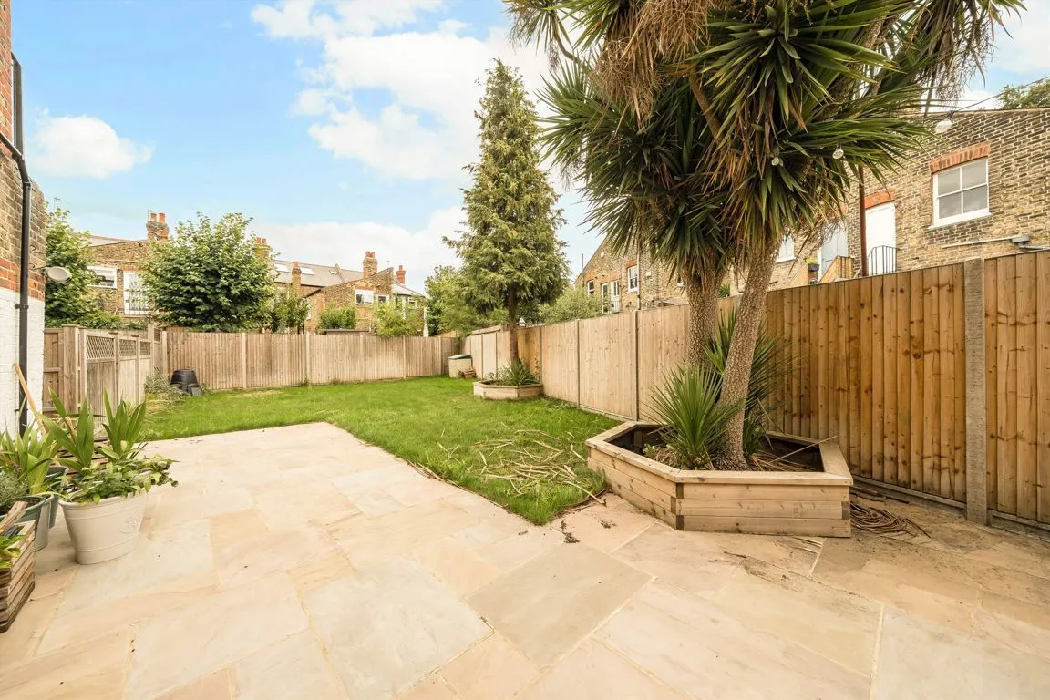 Haverhill Road, SW12, photo 4