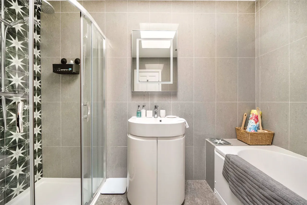Sandy Lane North, Wallington, SM6 8LJ, photo 17
