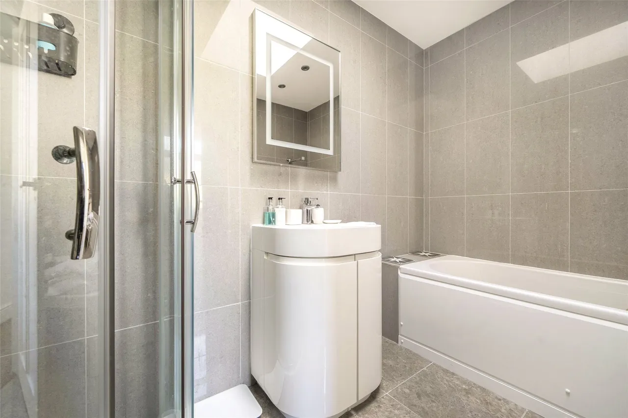 Sandy Lane North, Wallington, SM6 8LJ, photo 18