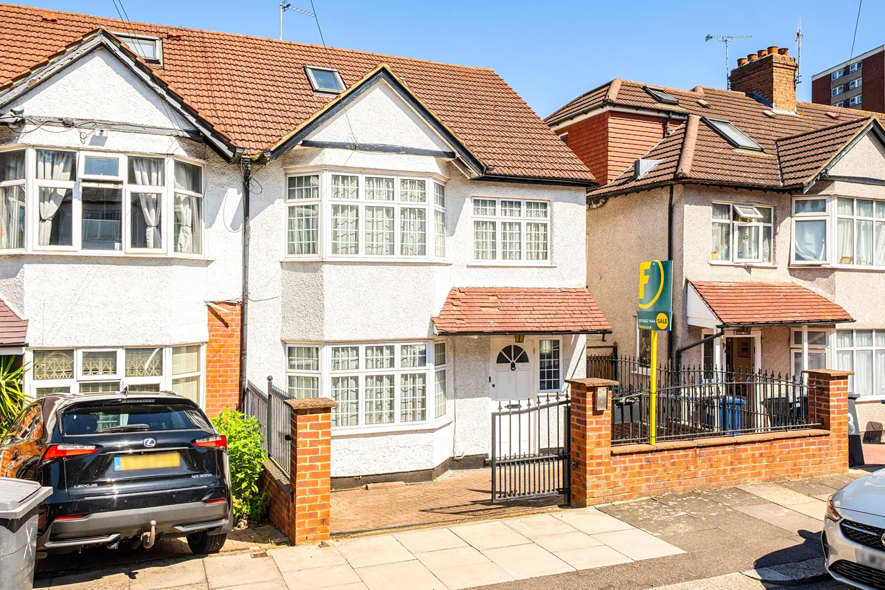 5 bed house for sale — 5 Aprey Gardens, London