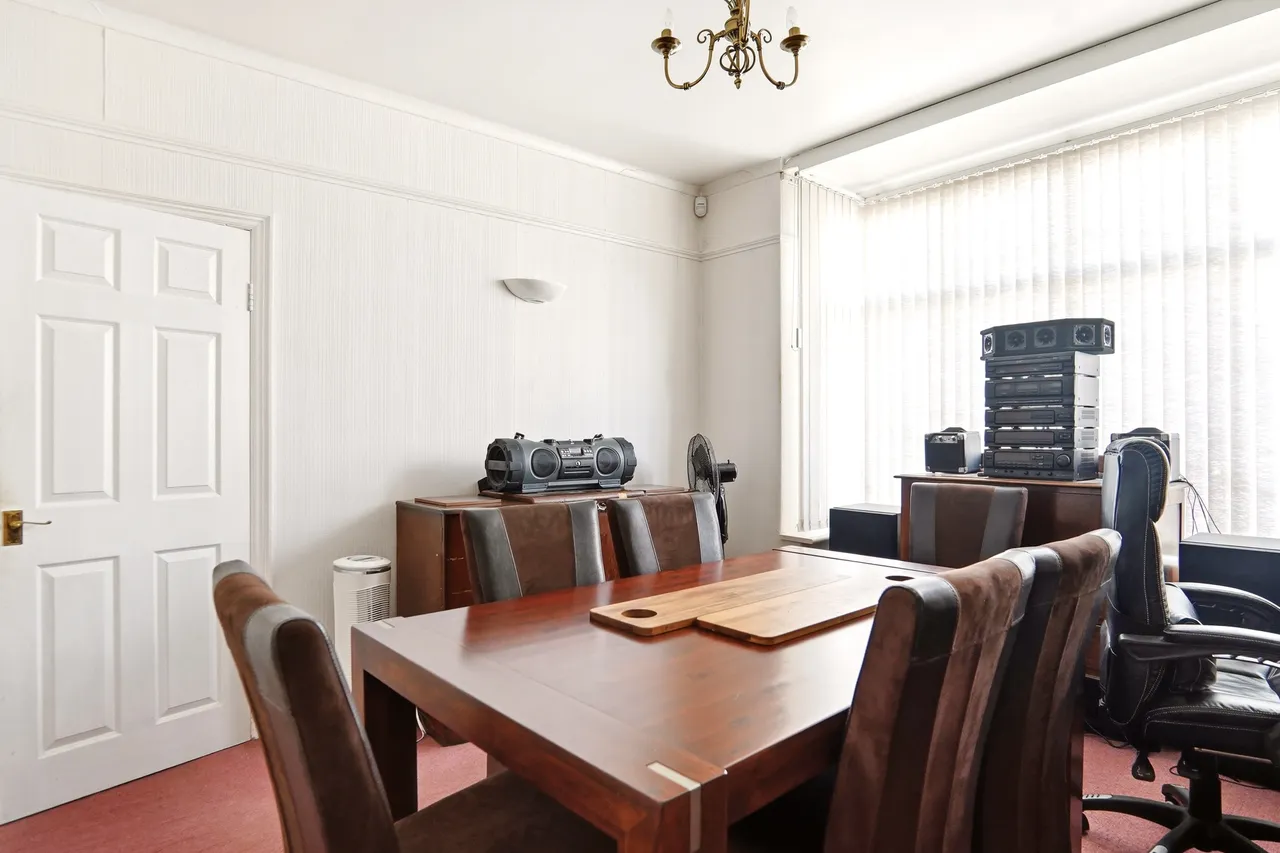 St Hildas Road, Belle Vue, DN4, photo 10