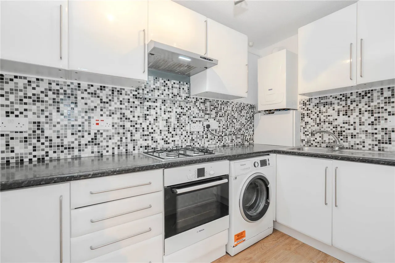 Abbottsmede Close, Twickenham, TW1, photo 7