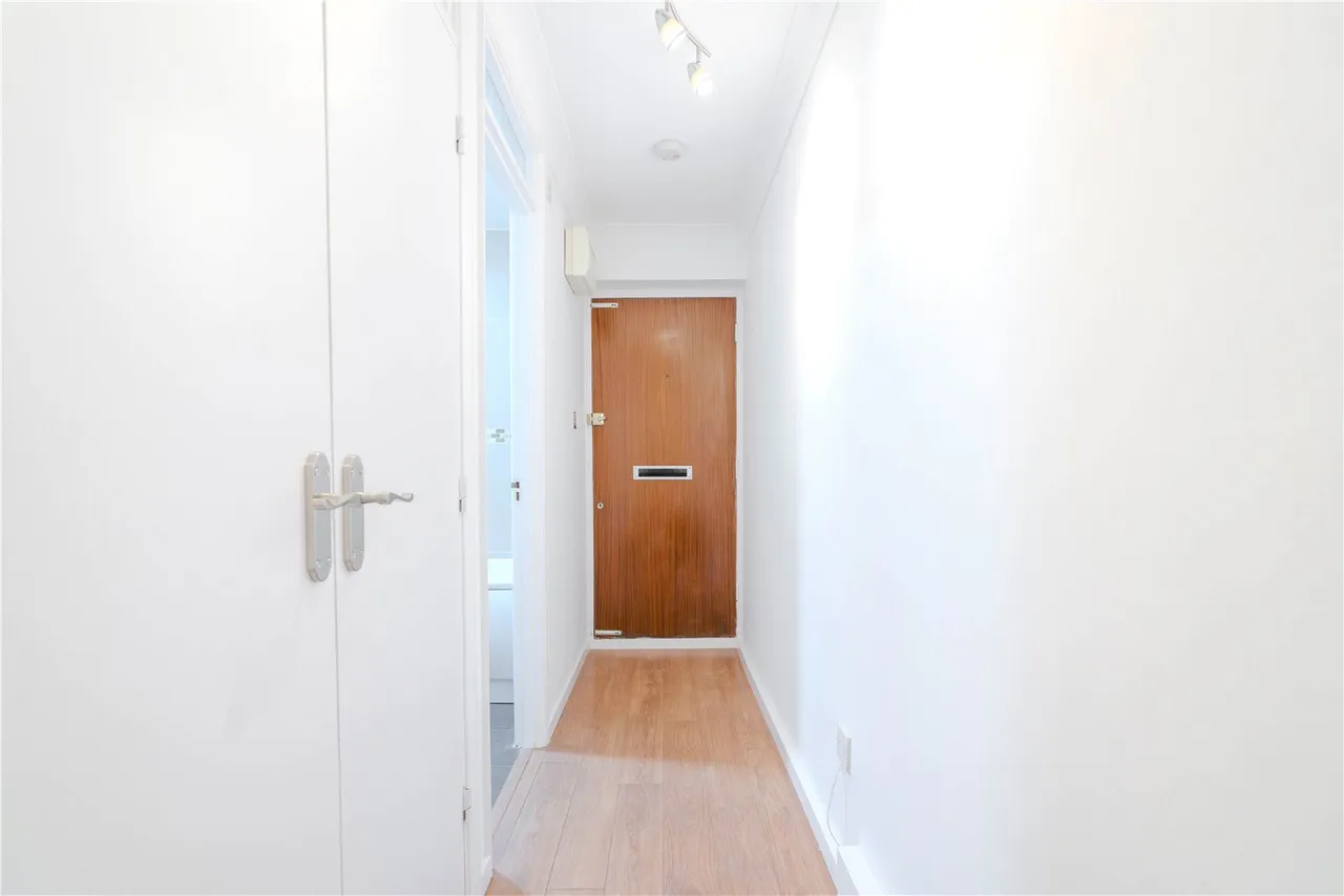 Abbottsmede Close, Twickenham, TW1, photo 9