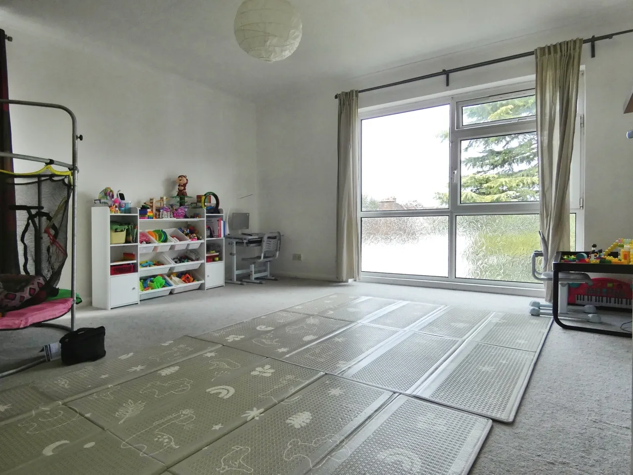 Woodcote Road, Wallington, SM6, photo 2