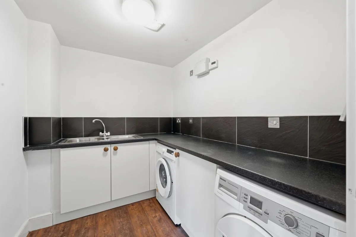 Ollerton Road, Newark, NG22, photo 23