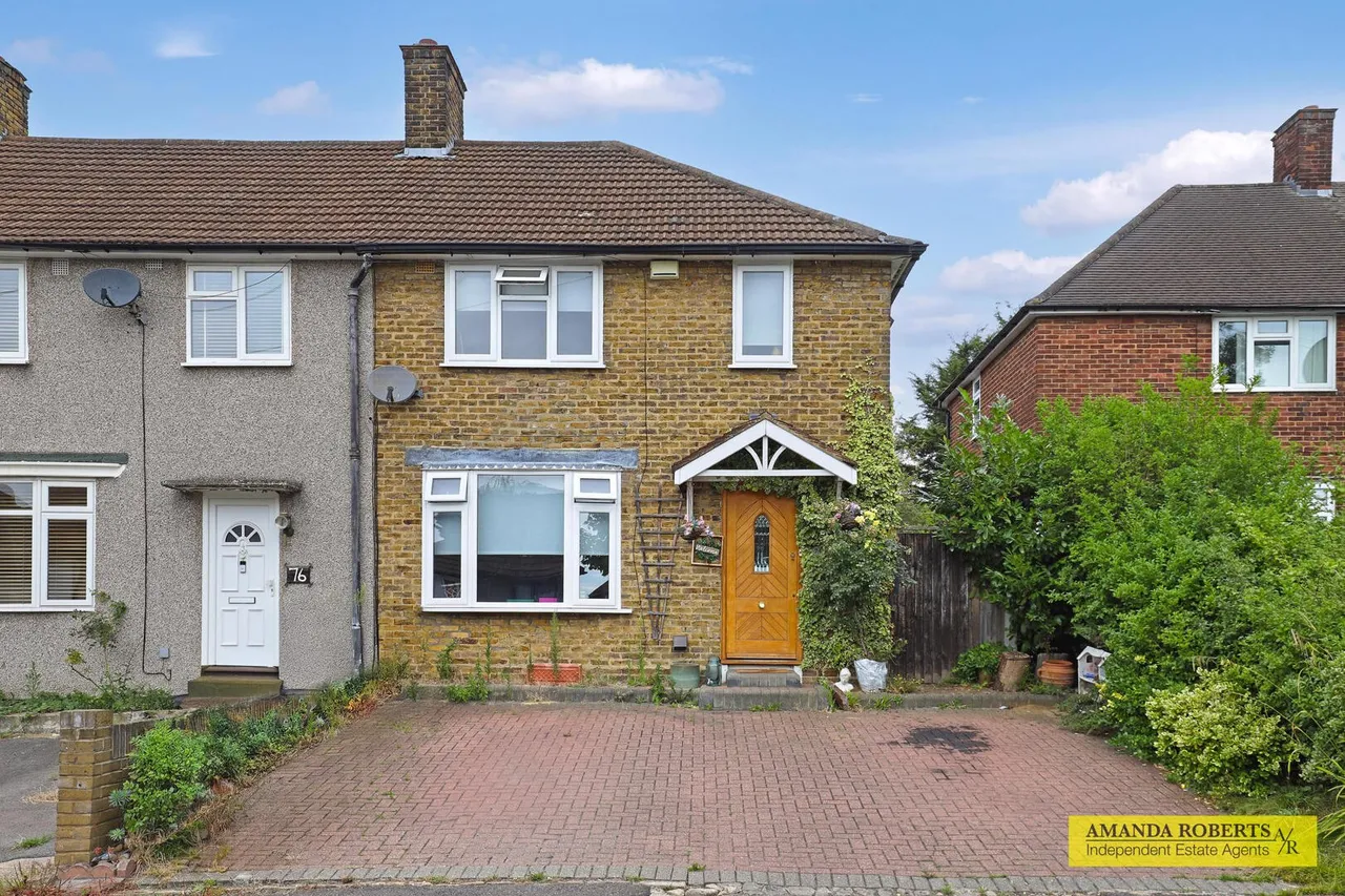 3 bed house for sale — Wittenham Way, London