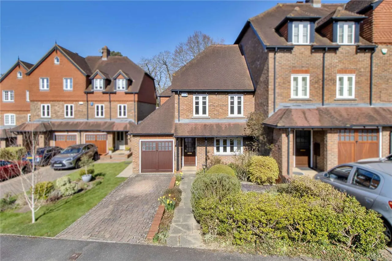 4 bed house for sale — Amherst Place, Sevenoaks, Kent, TN13 3BT