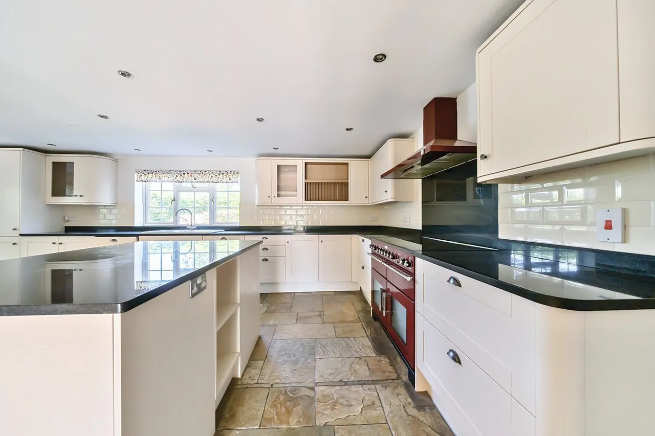 Super village edge position, Edington, BA13, photo 4