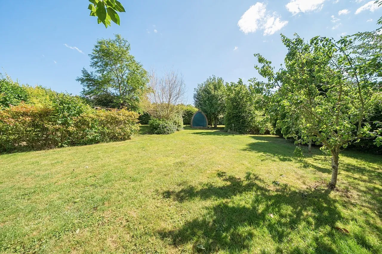 Super village edge position, Edington, BA13, photo 18