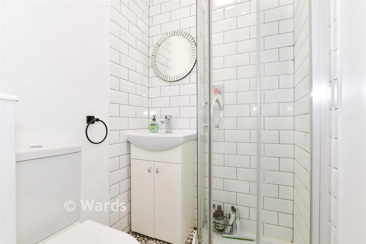 Chapman Avenue, Maidstone, ME15, photo 11