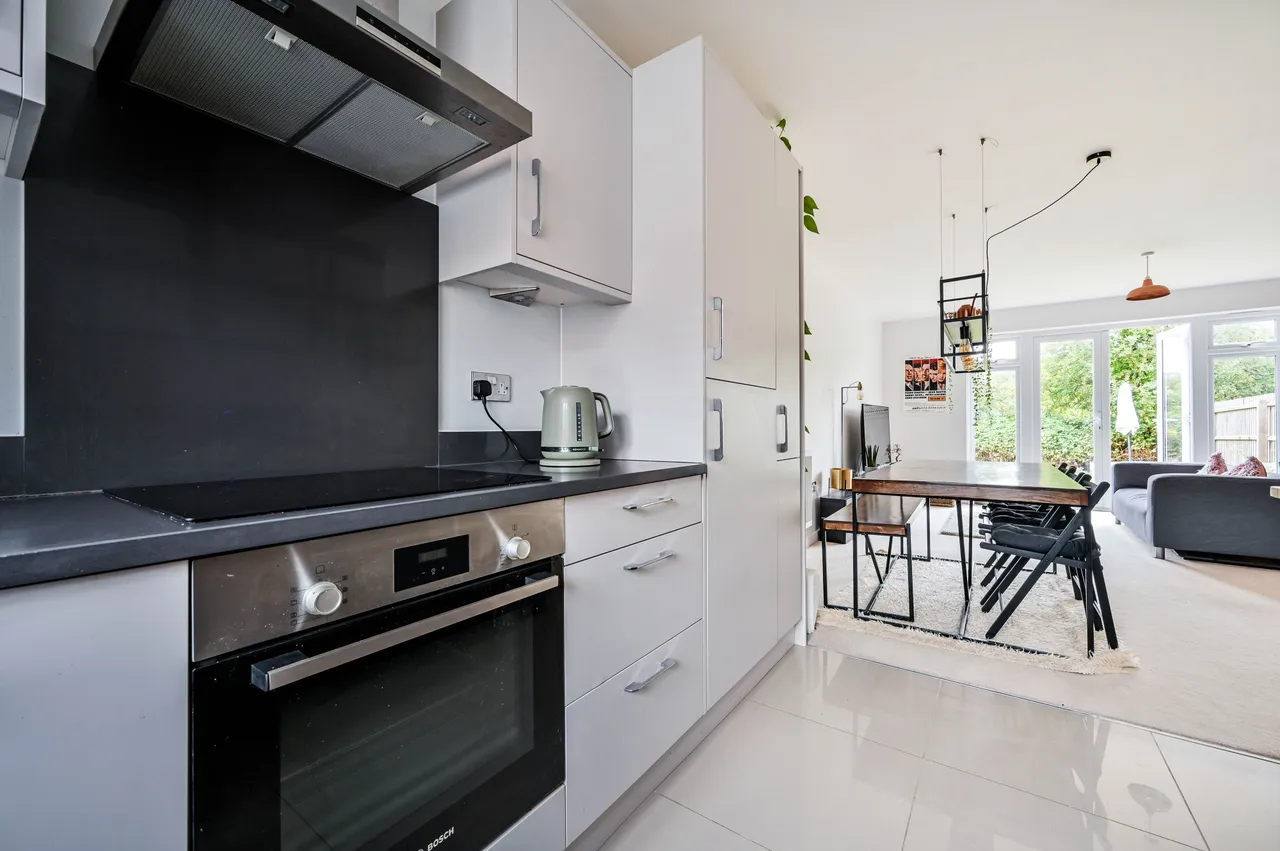 1 Victoria Mews, GUILDFORD, photo 5