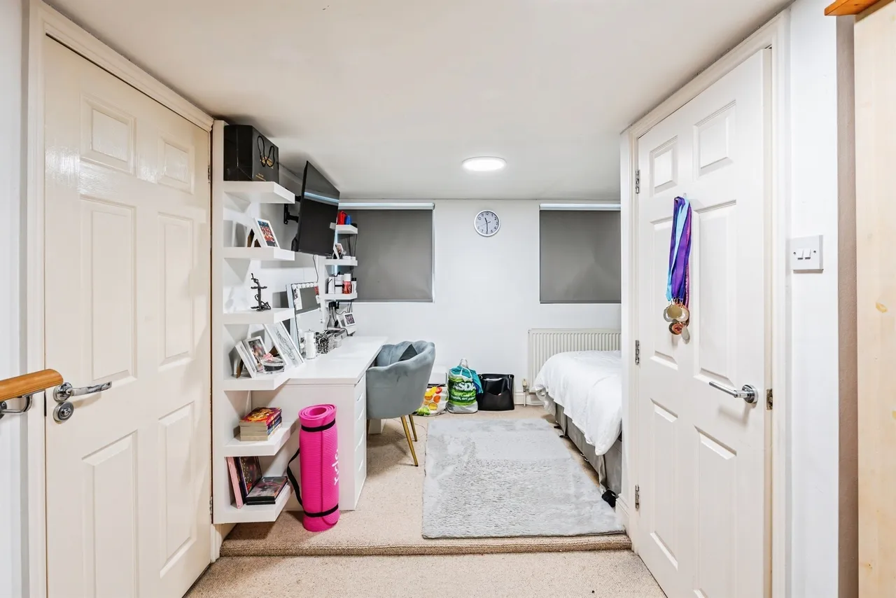 St. Anthonys Avenue, Eastbourne, BN23, photo 22