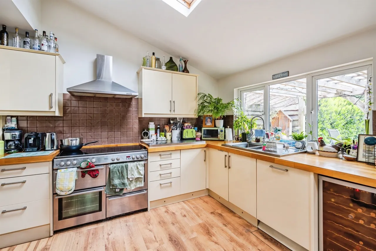 St. Anthonys Avenue, Eastbourne, BN23, photo 13