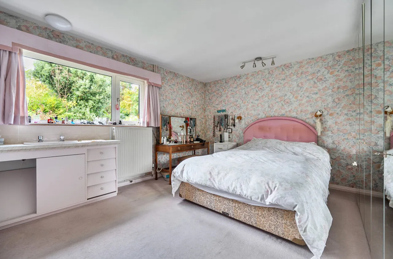 The Drive, Chichester, PO19, photo 17
