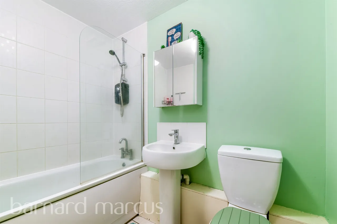 Lawrie Park Road, London, photo 7