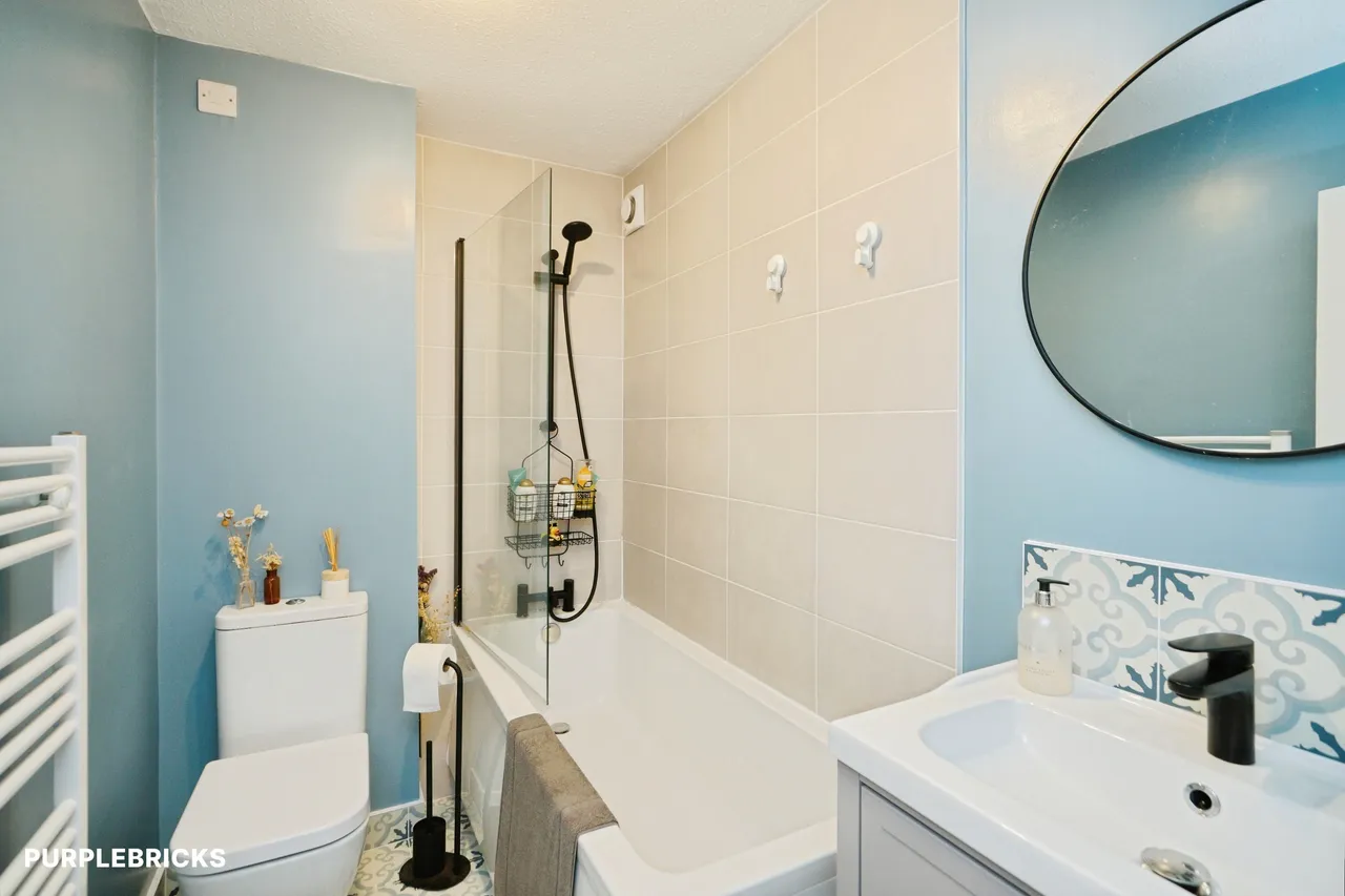 Ffordd Hebog, Y Felinheli, LL56, photo 21