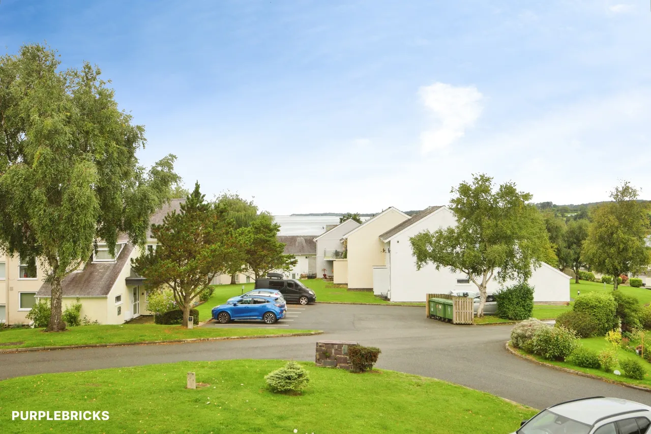 Ffordd Hebog, Y Felinheli, LL56, photo 7