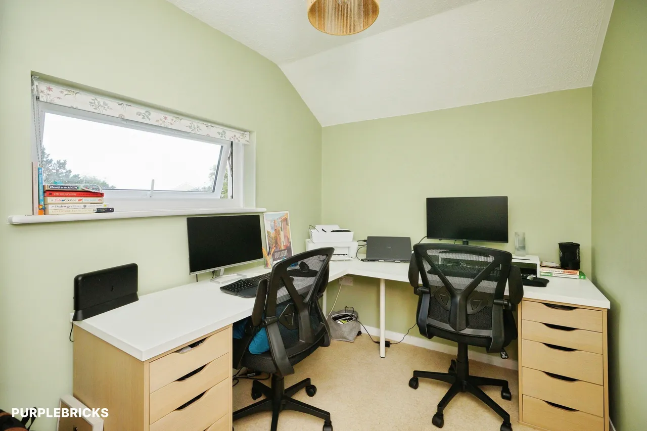 Ffordd Hebog, Y Felinheli, LL56, photo 20