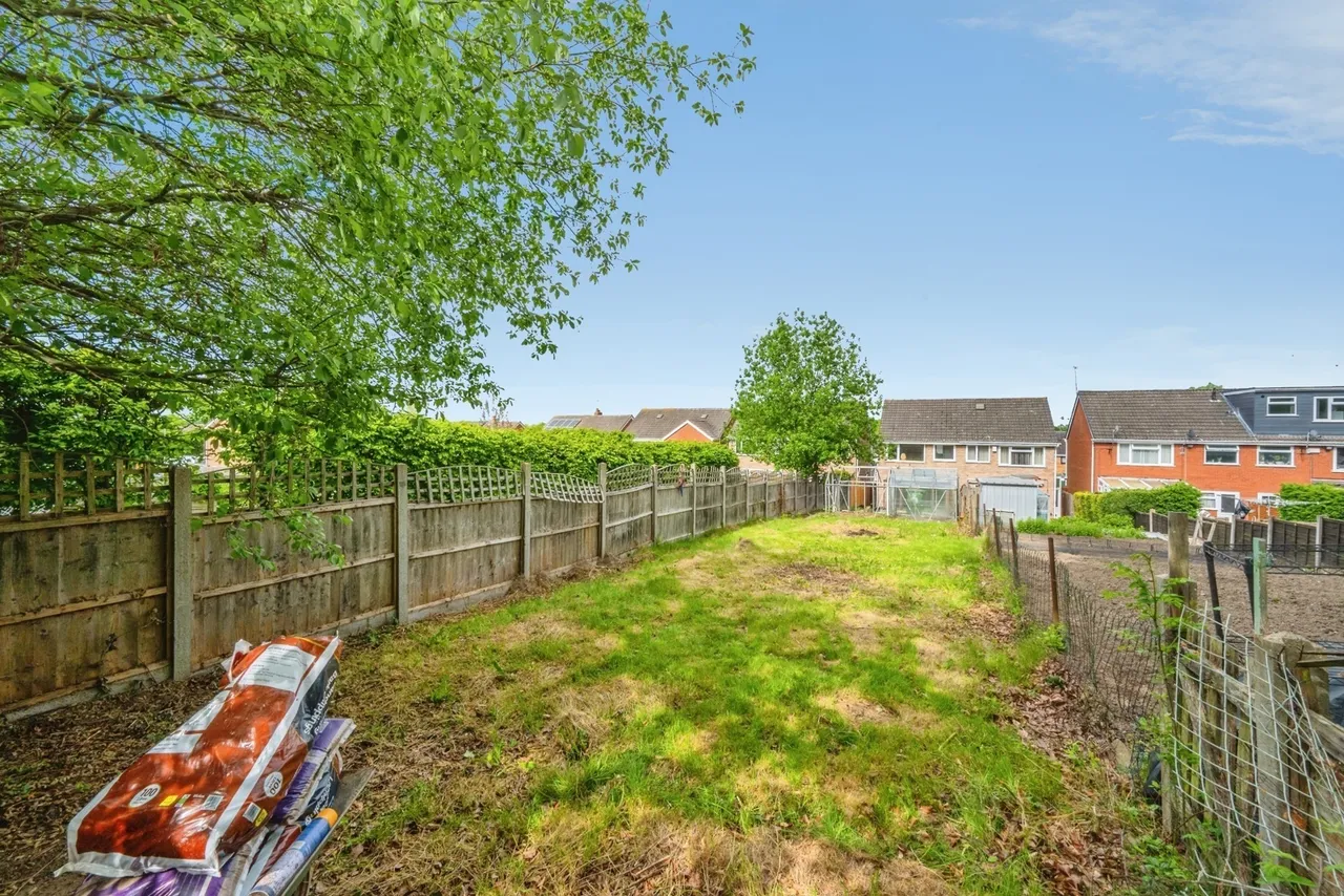 Ridgewood Rise, Tamworth, Staffordshire, B77, photo 17