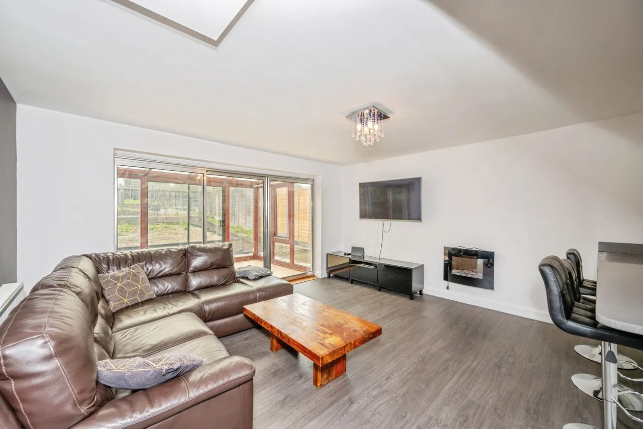 Ridgewood Rise, Tamworth, Staffordshire, B77, photo 8