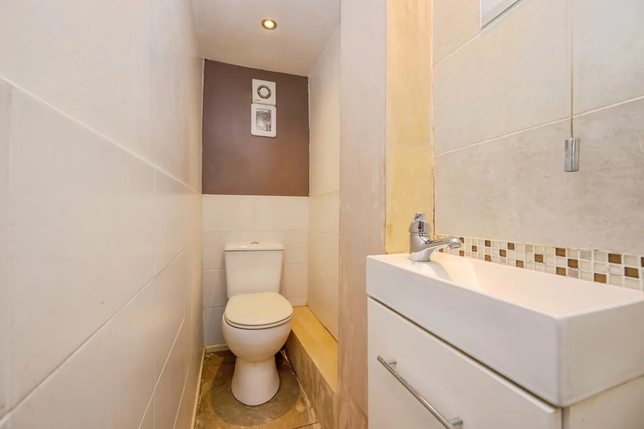 Ridgewood Rise, Tamworth, Staffordshire, B77, photo 11