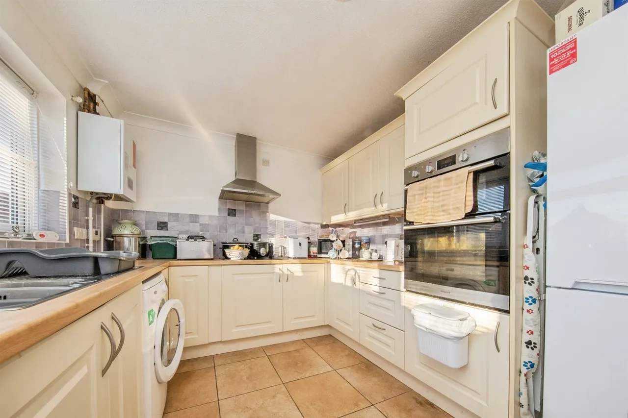 Constable Avenue, Clacton-On-Sea, CO16, photo 5