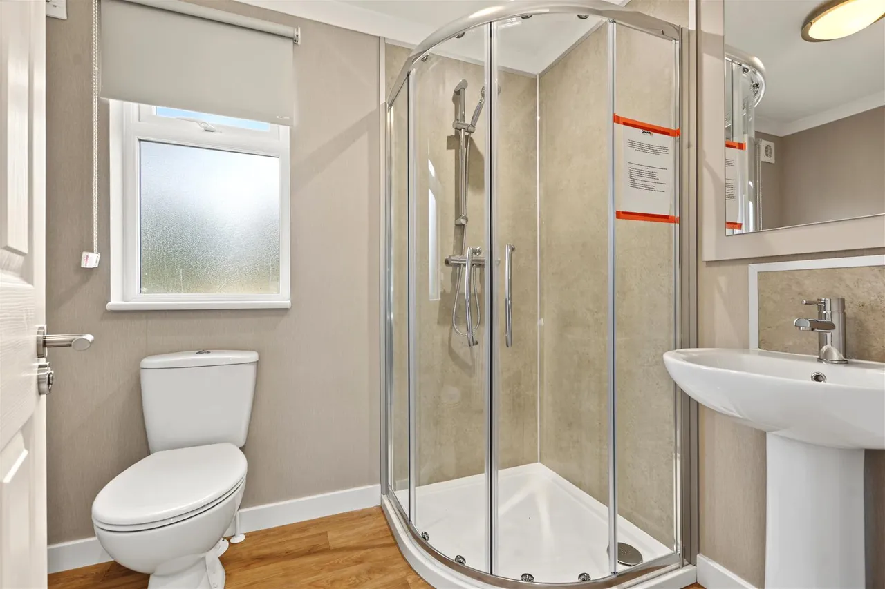 Frances Way, Killarney Park, NG6, photo 7