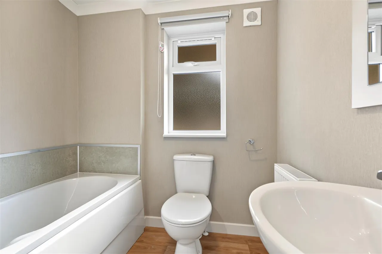 Frances Way, Killarney Park, NG6, photo 10