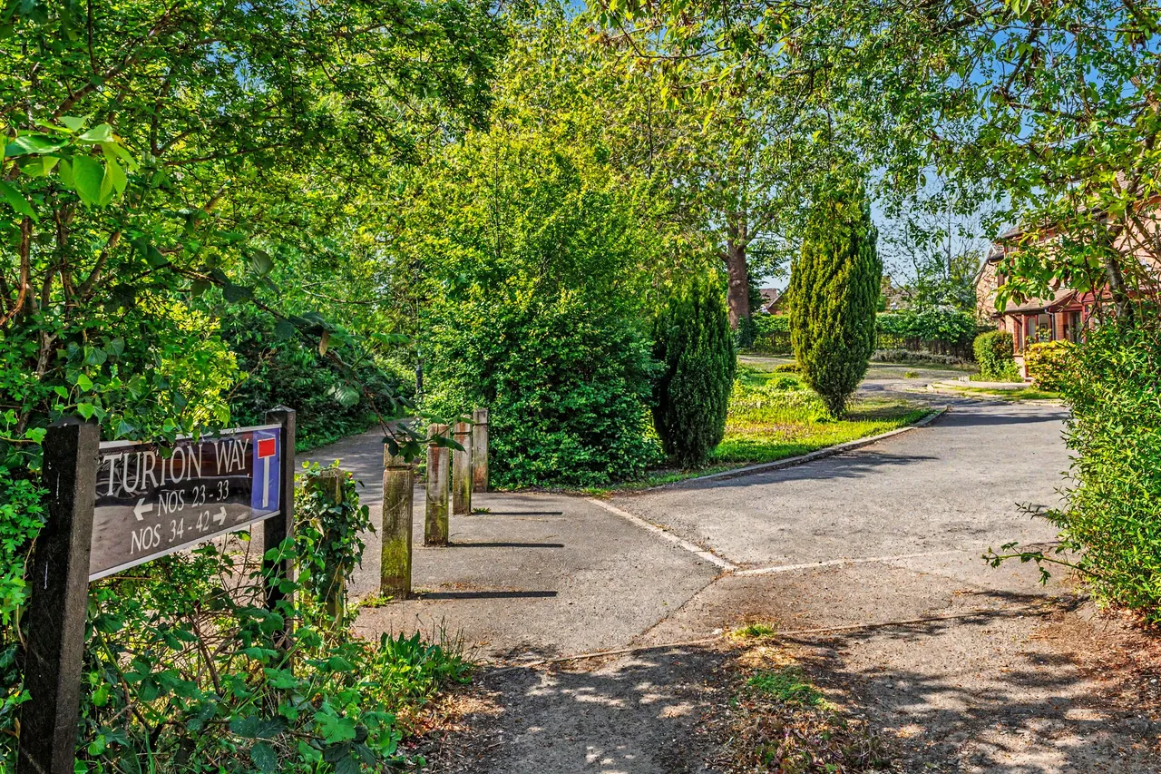 Turton Way, Kenilworth, CV8, photo 11
