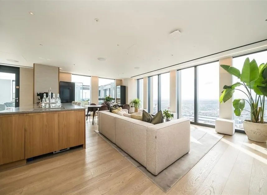 Nine Elms Lane, Nine Elms, SW8, photo 9