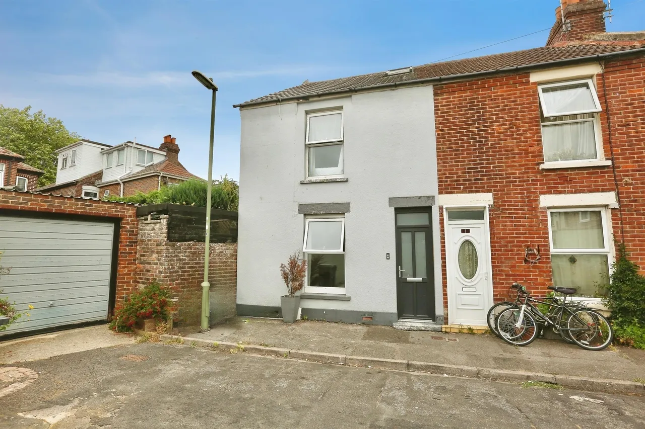 2 bed house for sale — Cottage Grove, Gosport