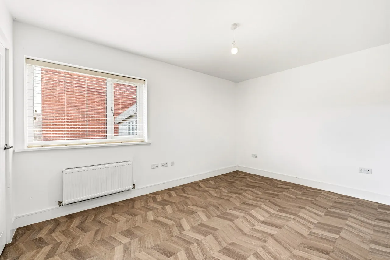 Ffordd Yr Olchfa, Swansea, SA2, photo 6