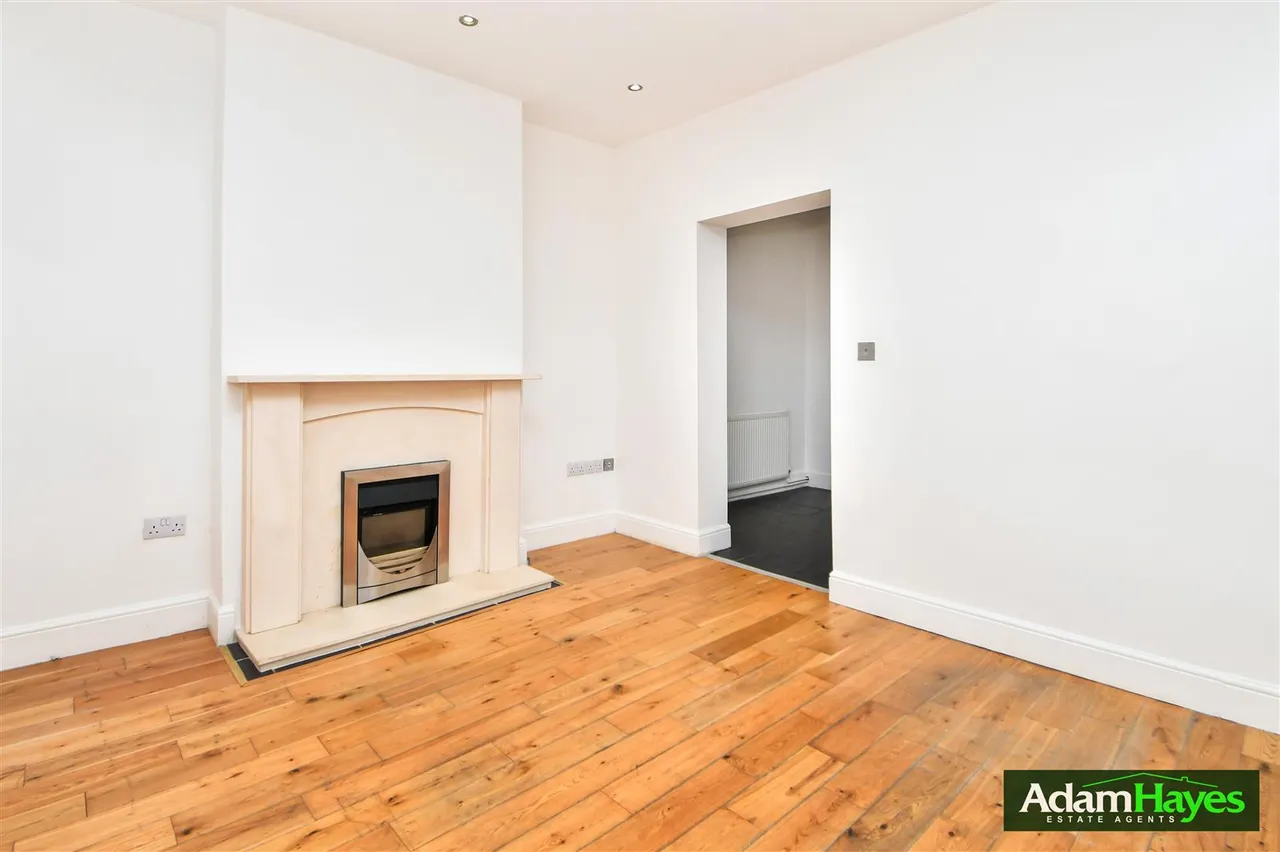 Hutton Grove, North Finchley, N12, photo 6