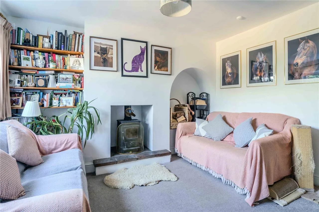 Murcot, Broadway, WR12, photo 4