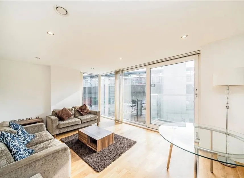 Mill Lane, New Cross, SE8, photo 5