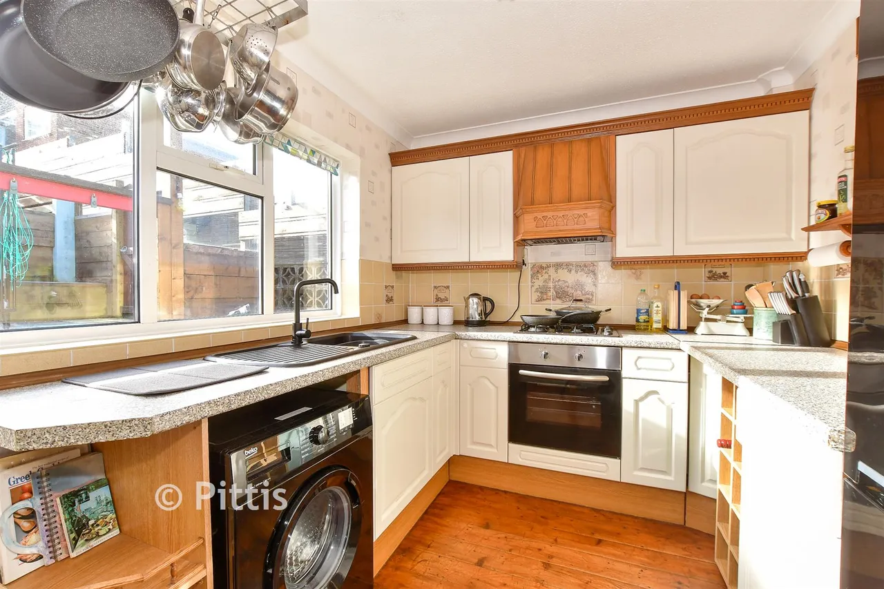 Blythe Way, Shanklin, PO37, photo 4