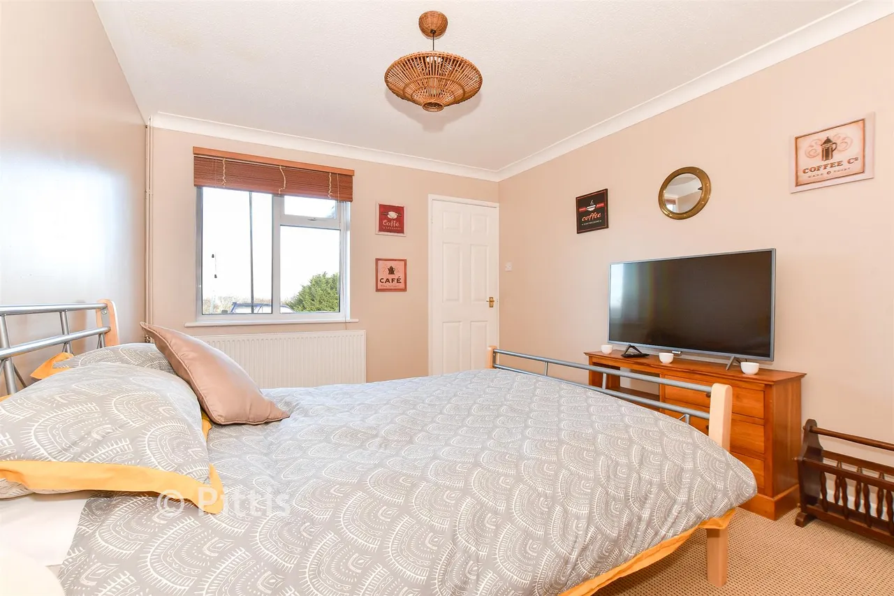 Blythe Way, Shanklin, PO37, photo 9