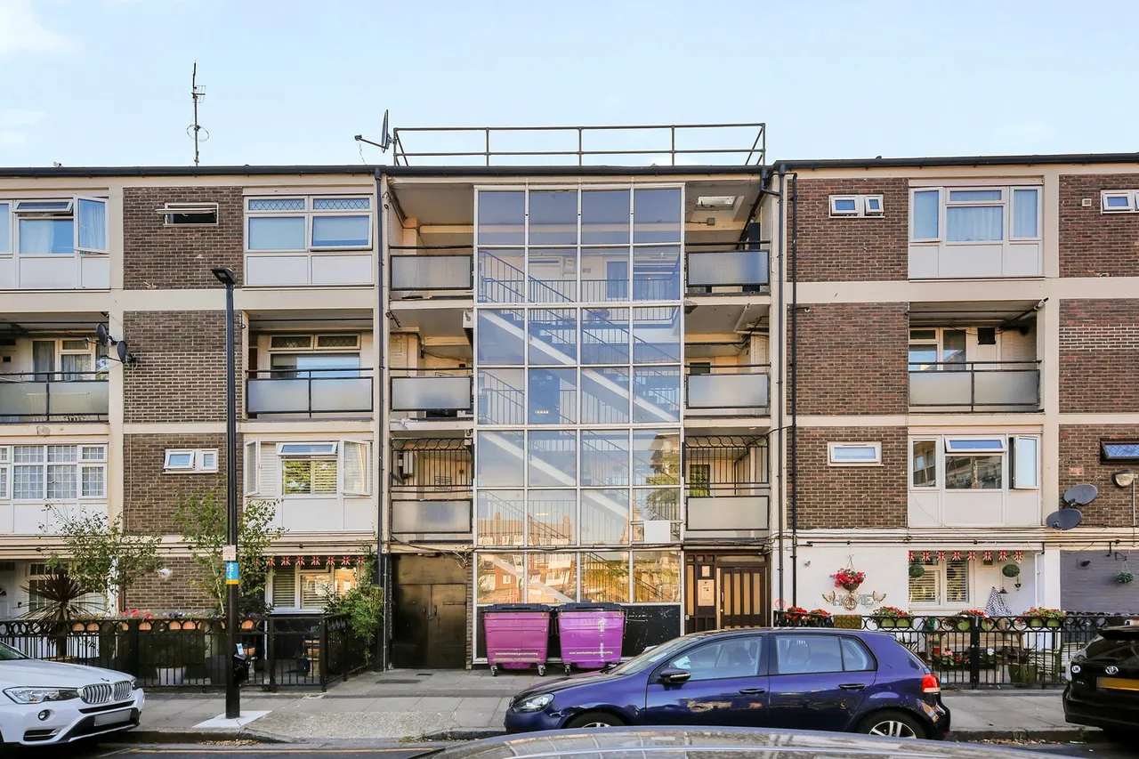 3 bed property for sale — 93 Cottage Street, London, E14 0AA
