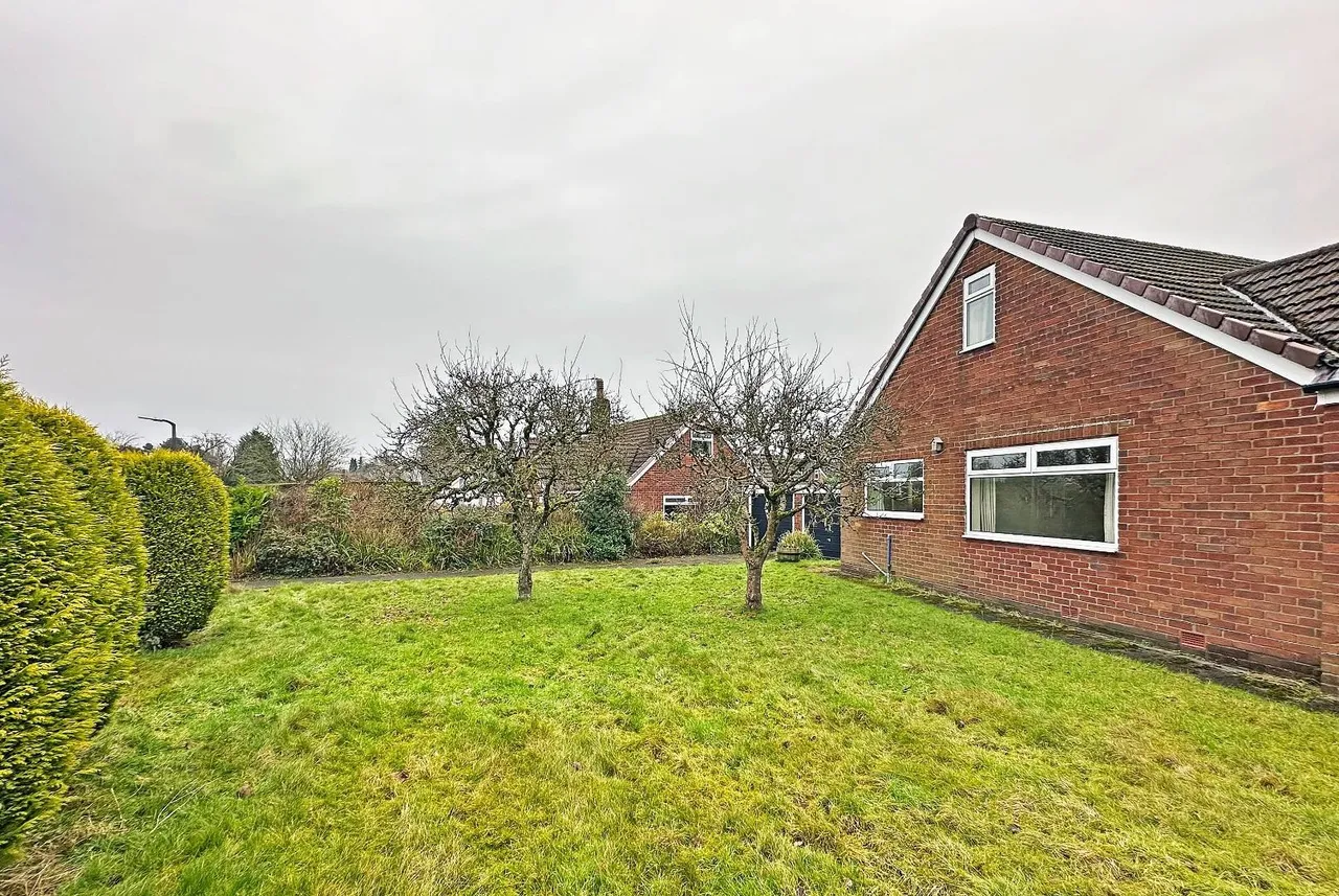 Chapel Lane, Hale Barns, Cheshire WA15 0BN, photo 6