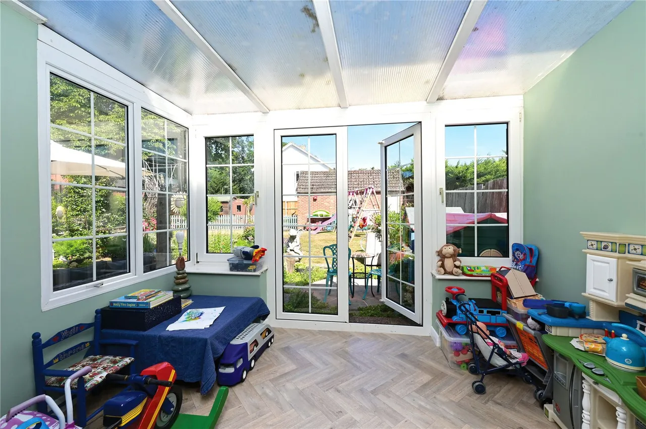 Whetstone Road, Farnborough, Hampshire, GU14 9SU, photo 7